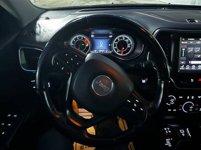 2019 Jeep Cherokee Trailhawk