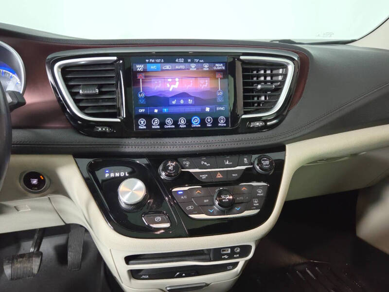 2017 Chrysler Pacifica Limited