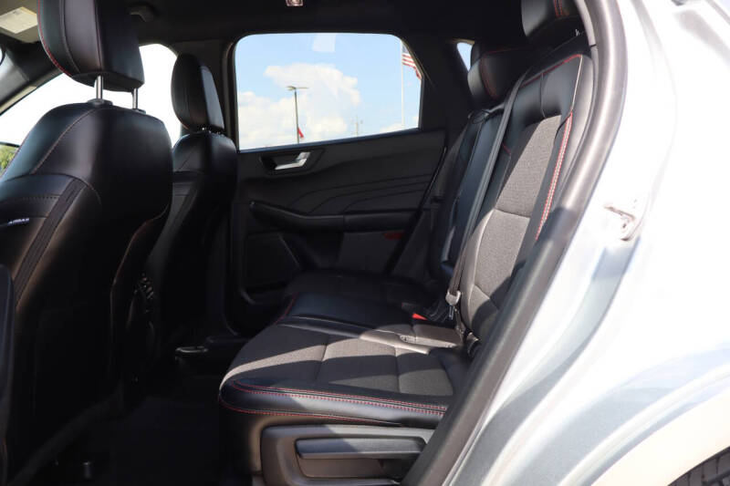 2023 Ford Escape ST-Line Elite