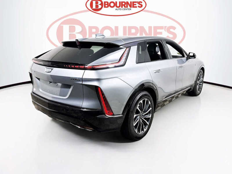 2024 Cadillac LYRIQ Sport 1