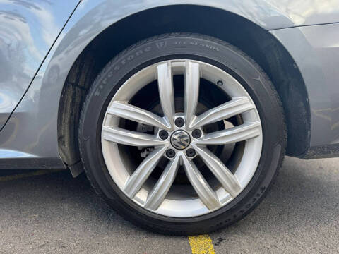 2019 Volkswagen Passat Wolfsburg