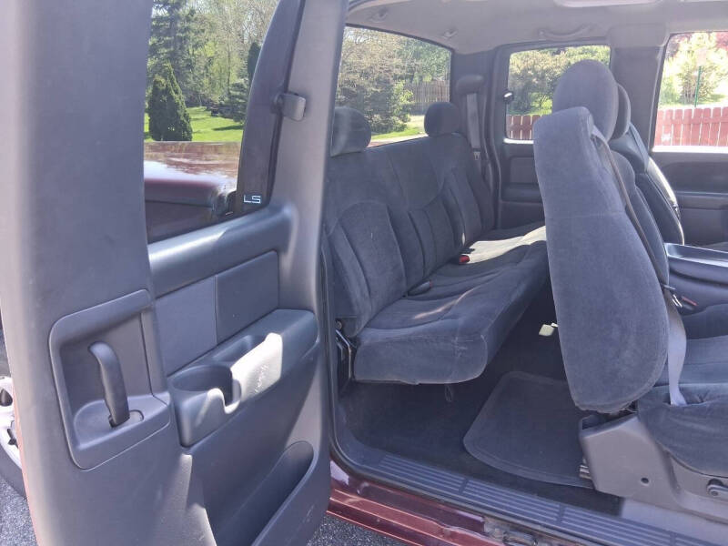 2000 Chevrolet Silverado 1500 LS