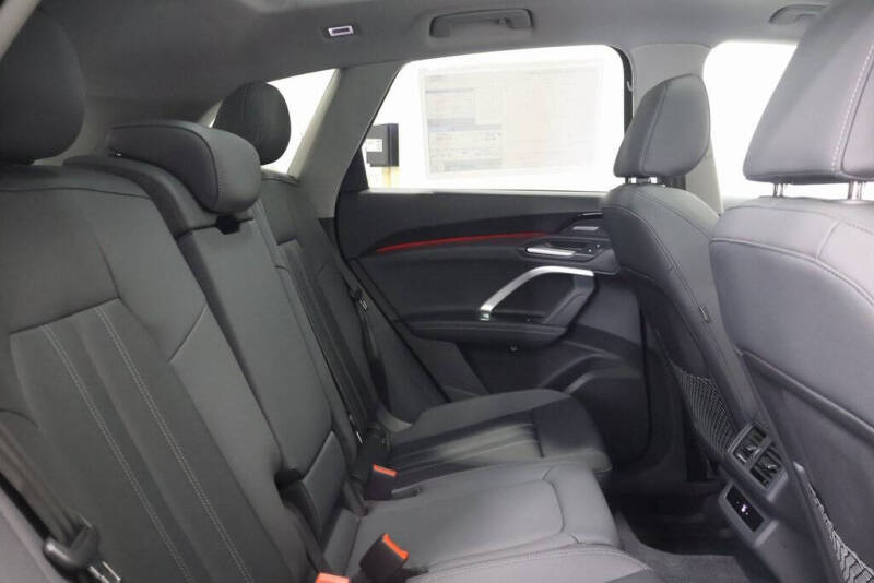 2025 Audi Q5 quattro Premium Plus TFSI