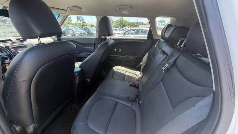 2016 Kia Soul !