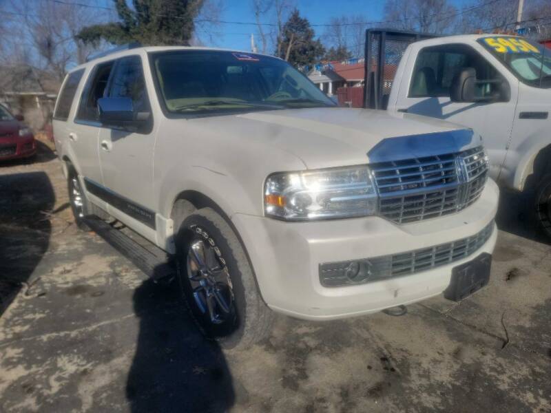 2007 Lincoln Navigator for sale at JJ's Auto Sales in Independence MO