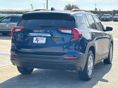 2022 GMC Terrain SLE