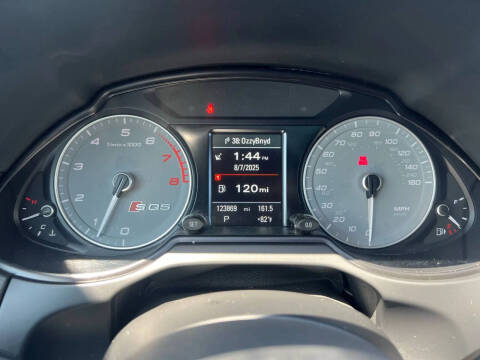 2015 Audi SQ5 3.0T quattro Premium Plus