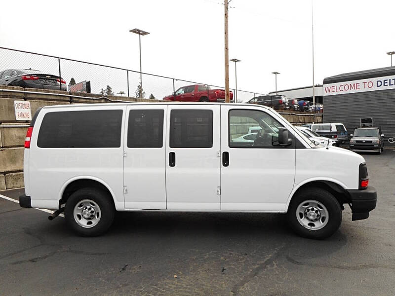2017 Chevrolet Express LS 2500