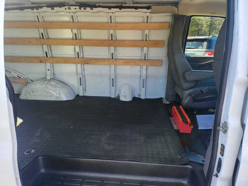 2019 Chevrolet Express 2500