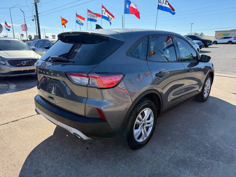 2022 Ford Escape S