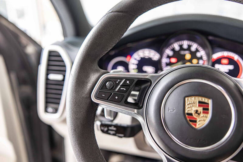 2021 Porsche Cayenne E-Hybrid