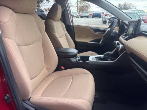 2021 Toyota RAV4 XLE