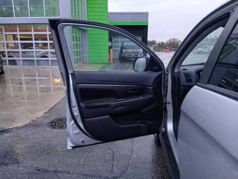 2013 Mitsubishi Outlander Sport ES