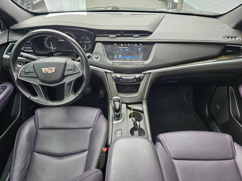 2018 Cadillac XT5 Luxury