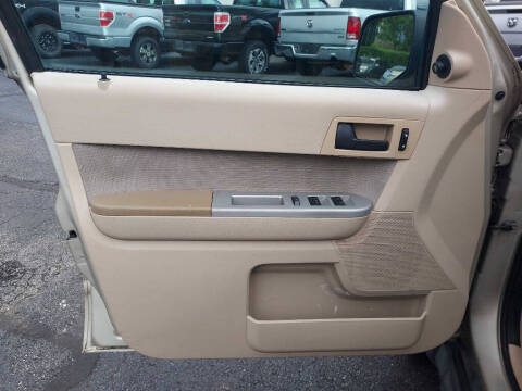 2011 Ford Escape XLT