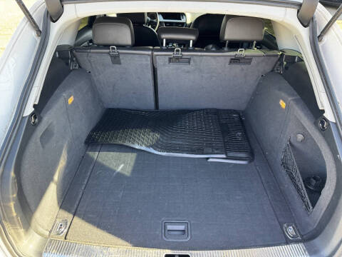 2011 Audi A4 2.0T quattro Avant Premium Plus