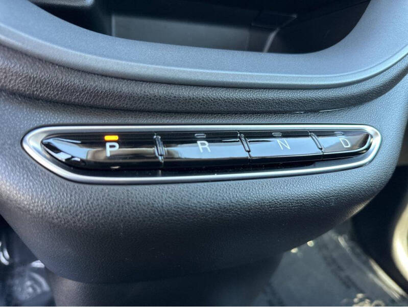 2024 FIAT 500e Inspi(RED)