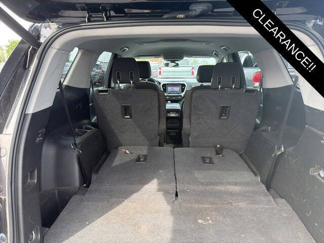 2017 GMC Acadia SLE-2