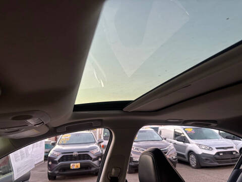 2014 Infiniti Q50 Premium