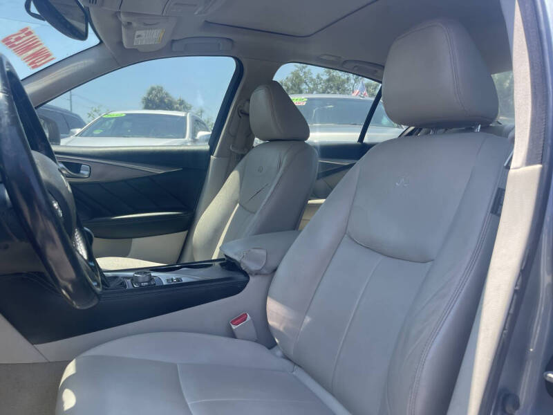 2014 Infiniti Q50 Premium