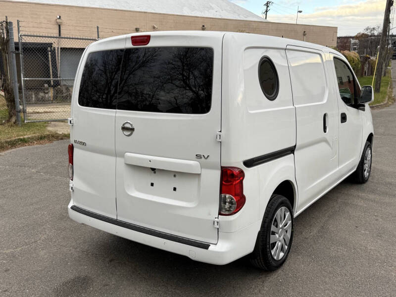 2017 Nissan NV200 SV