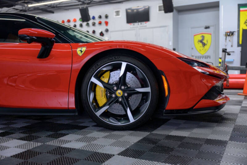 2023 Ferrari SF90 Stradale