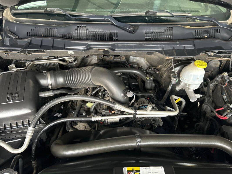 2021 RAM 1500 Classic SLT