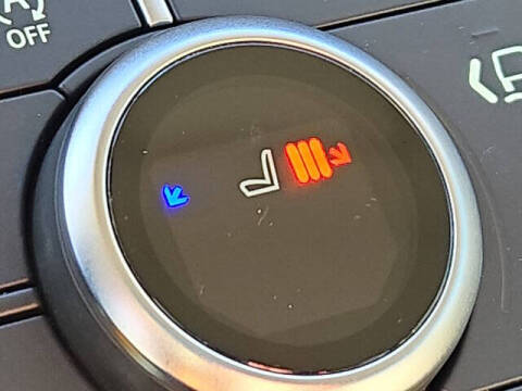 2020 Land Rover Defender 110 SE