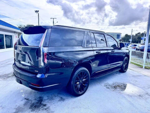 2023 Cadillac Escalade ESV Premium Luxury