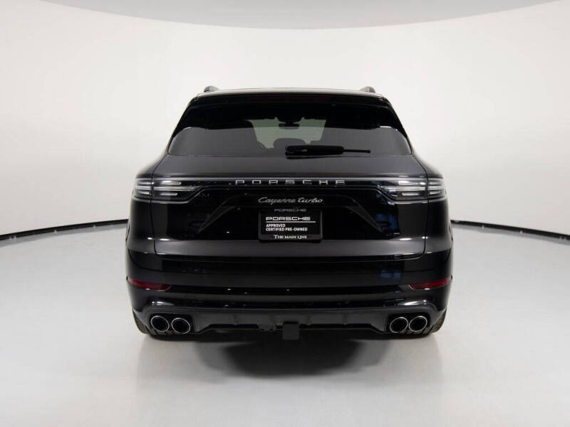 2023 Porsche Cayenne Turbo