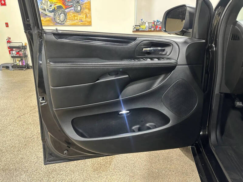 2017 Dodge Grand Caravan