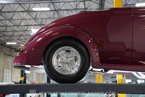 1937 Ford Cabriolet