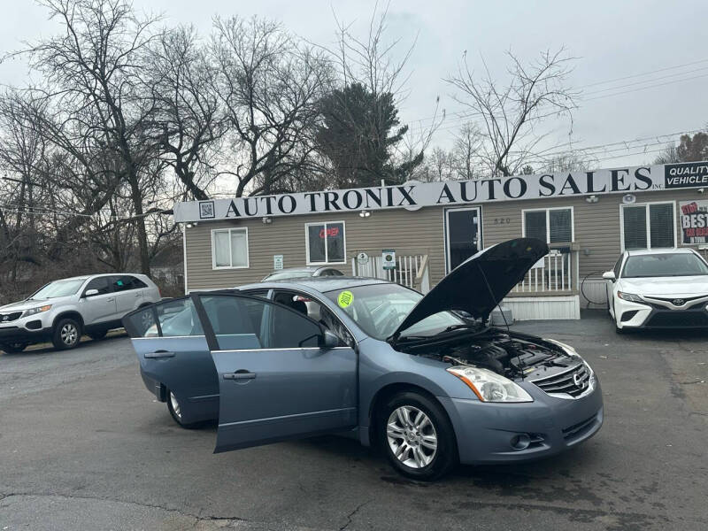 2011 Nissan Altima S photo 21