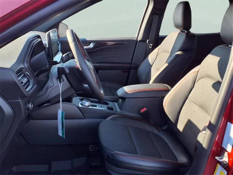 2026 Ford Escape Hybrid ST-Line Select