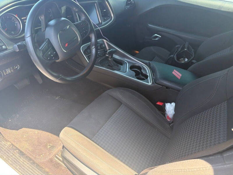 2017 Dodge Challenger SXT
