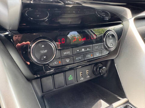 2025 Mitsubishi Eclipse Cross SE