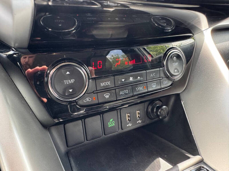 2025 Mitsubishi Eclipse Cross SE