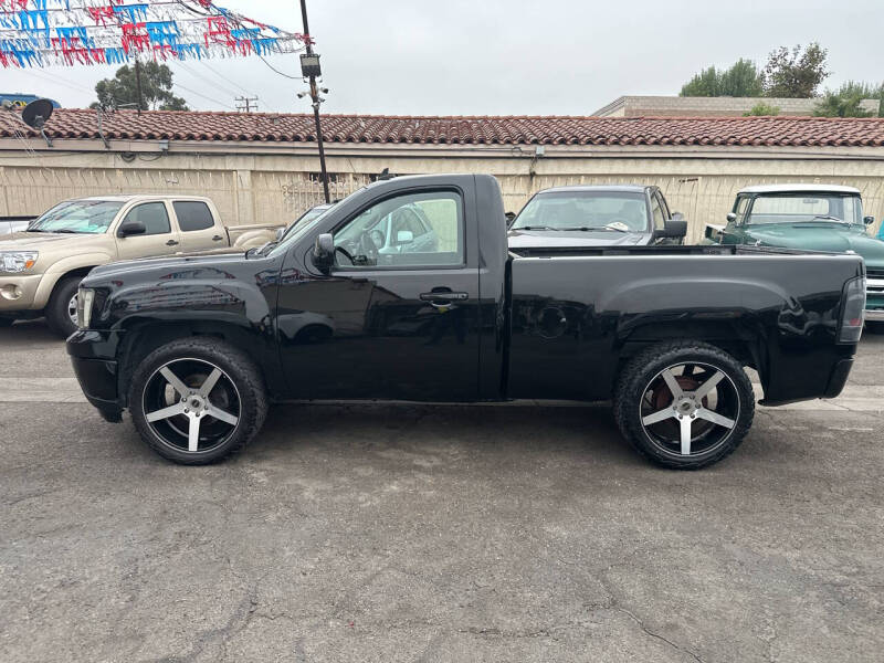 2008 GMC Sierra 1500 Work Truck photo 3