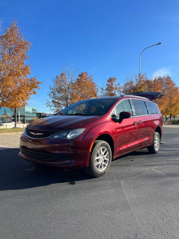 2020 Chrysler Voyager LXi