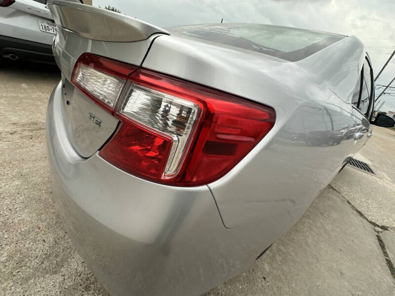 2014 Toyota Camry SE