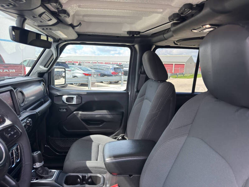 2023 Jeep Gladiator Willys