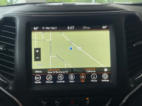 2023 Jeep Cherokee Altitude Lux