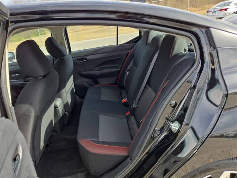 2025 Nissan Versa SR