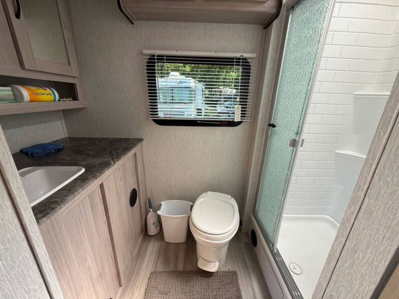 2022 Coachmen RV Spirit