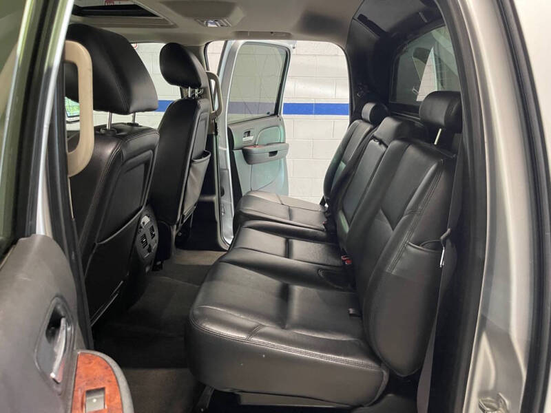 2012 Chevrolet Avalanche LTZ