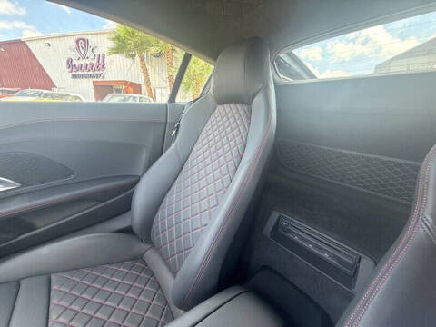 2023 Audi R8 5.2 V10 performance