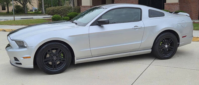 2013 Ford Mustang V6