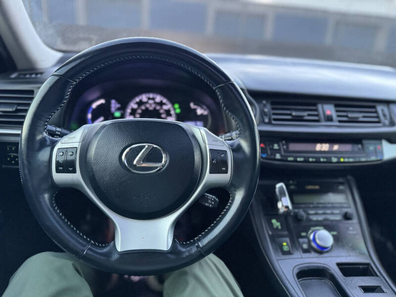 2013 Lexus CT 200h