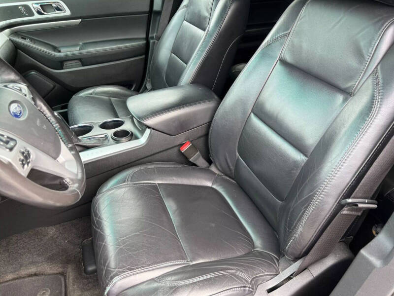 2012 Ford Explorer XLT