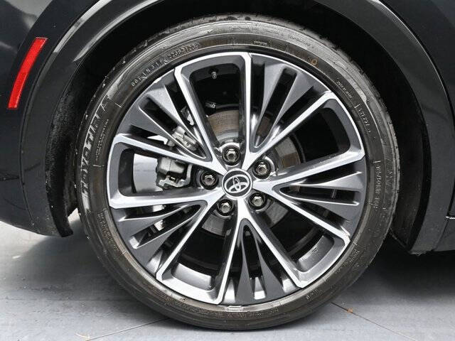 2024 Toyota Prius XLE